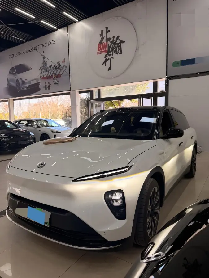 2023 NIO ES8 BEV 75KWH