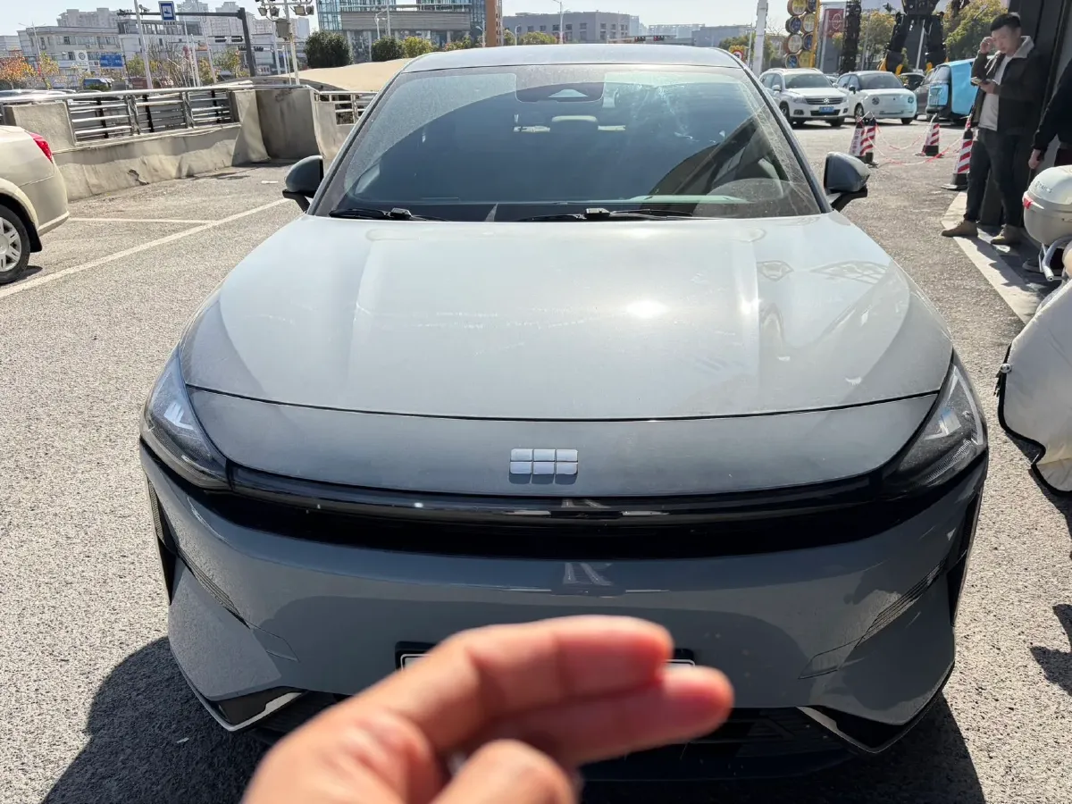 2023 Geely Galaxy L6 1.5T 163HP L4 3DHT PHEV,autocango,china used car exporter,china ev exporter,chinese used car exporter,chinese used ev exporter