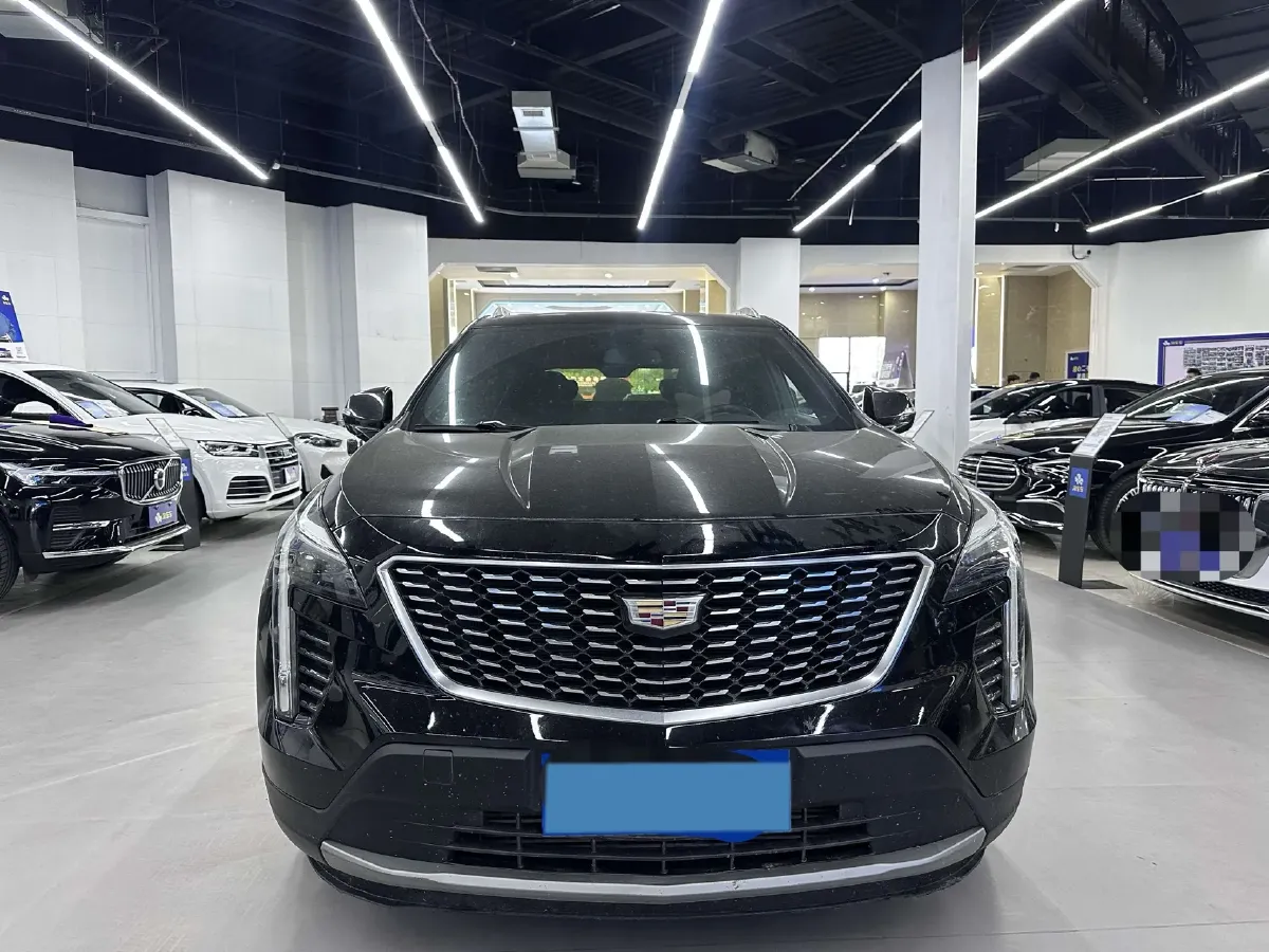 2021 Cadillac XT4 2.0T 237HP L4 9AT,autocango,china used car exporter,china ev exporter,chinese used car exporter,chinese used ev exporter