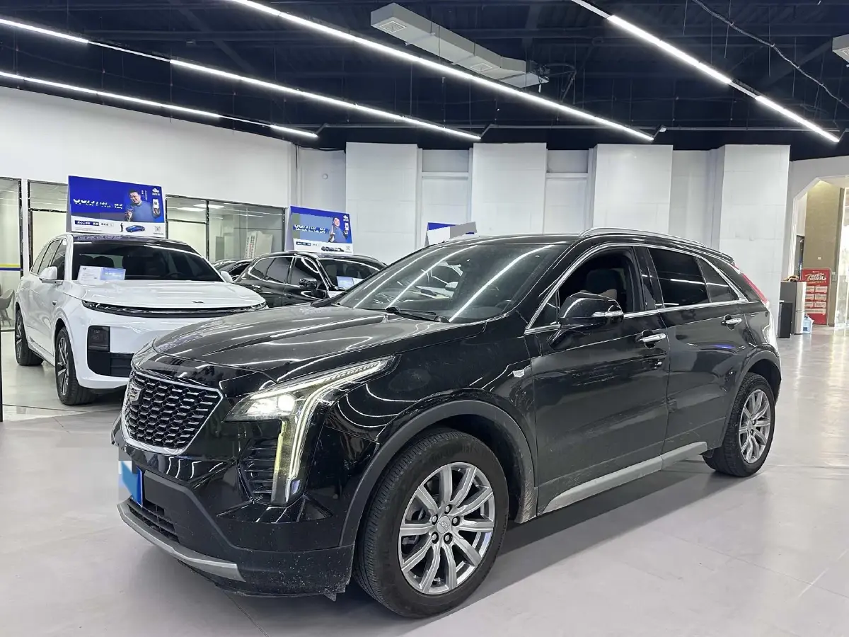 2021 Cadillac XT4 2.0T 237HP L4 9AT