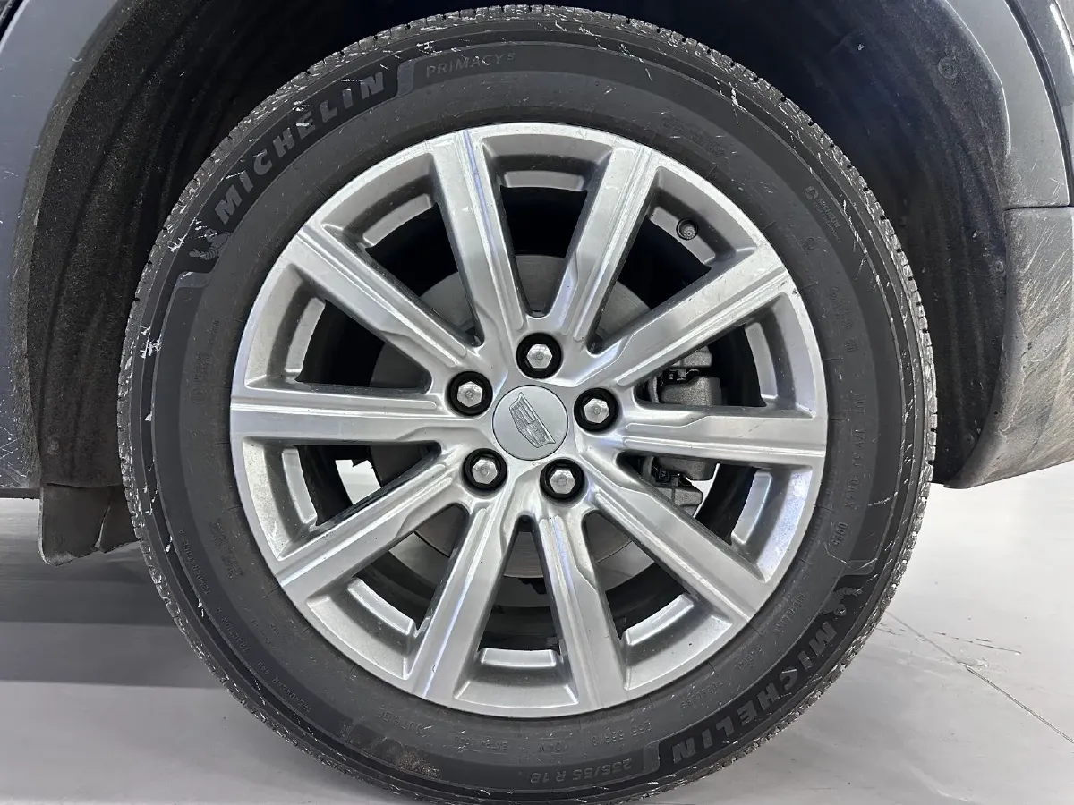 2021 Cadillac XT4 2.0T 237HP L4 9AT,autocango,china used car exporter,china ev exporter,chinese used car exporter,chinese used ev exporter