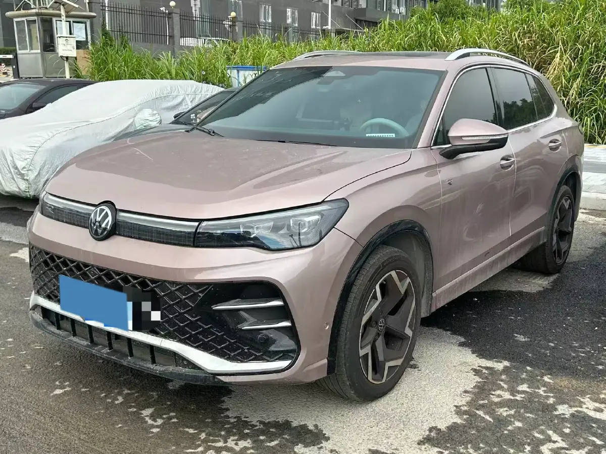 2024 Volkswagen Tiguan L 2.0T 186HP L4 7DCT