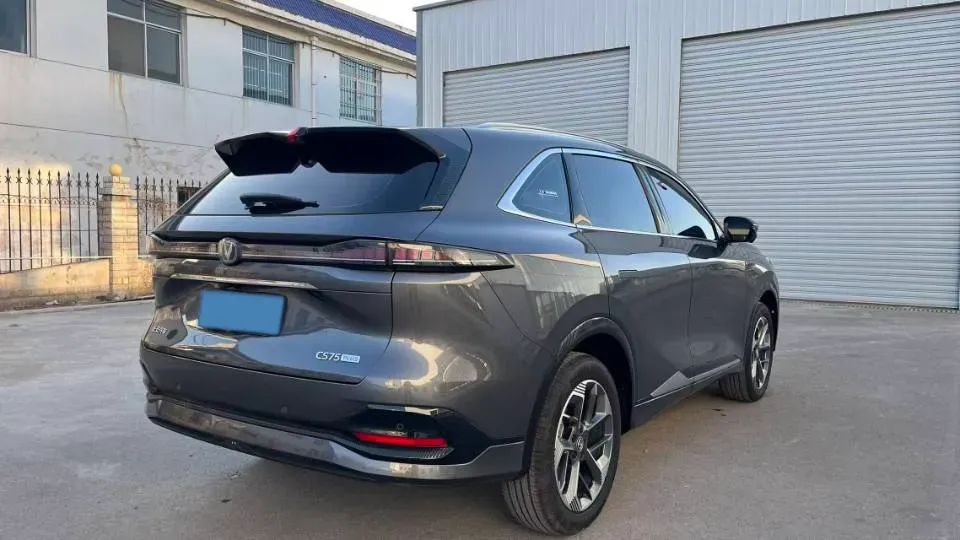 2025 ChangAn CS75 Plus 1.5T 192HP L4 8AT,autocango,china used car exporter,china ev exporter,chinese used car exporter,chinese used ev exporter