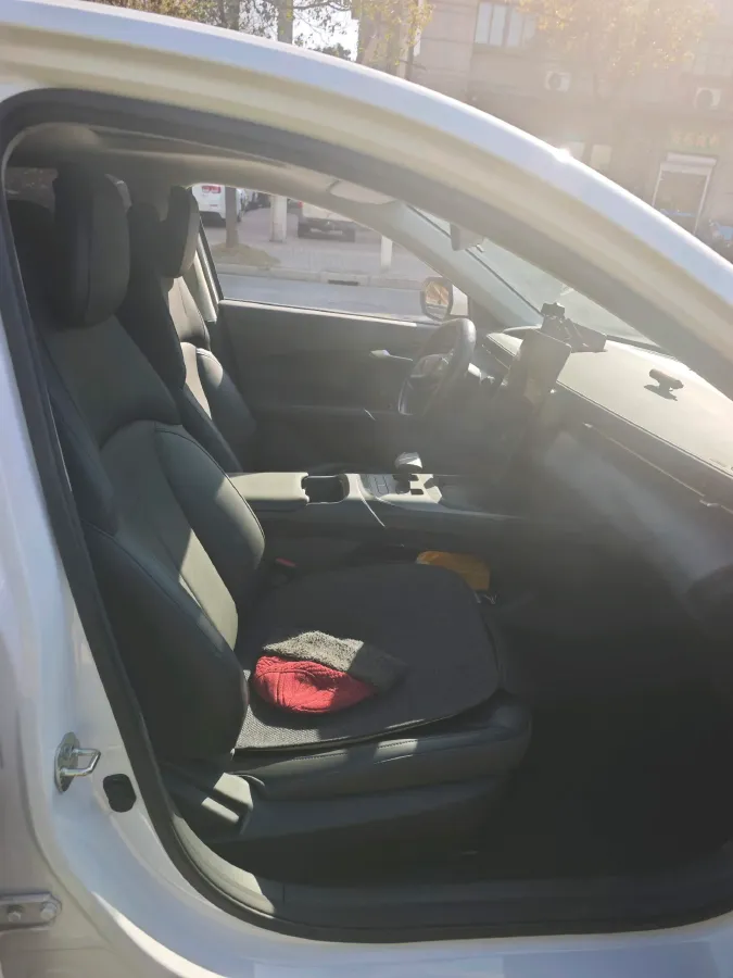 2023 ChangAn Lamore 1.5T 170HP L4 7DCT,autocango,china used car exporter,china ev exporter,chinese used car exporter,chinese used ev exporter