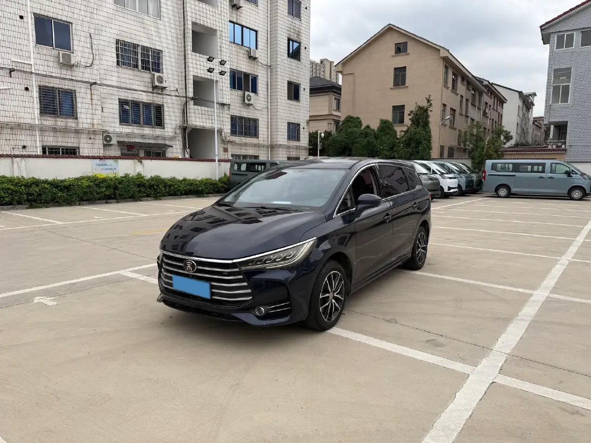 2018 BYD Song MAX 1.5T 154HP L4 6MT