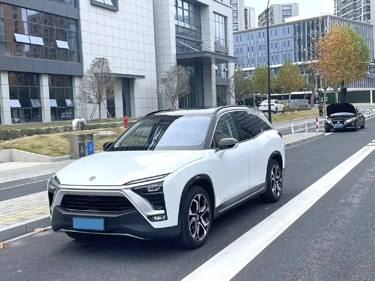 2018 NIO ES8 BEV 70KWH