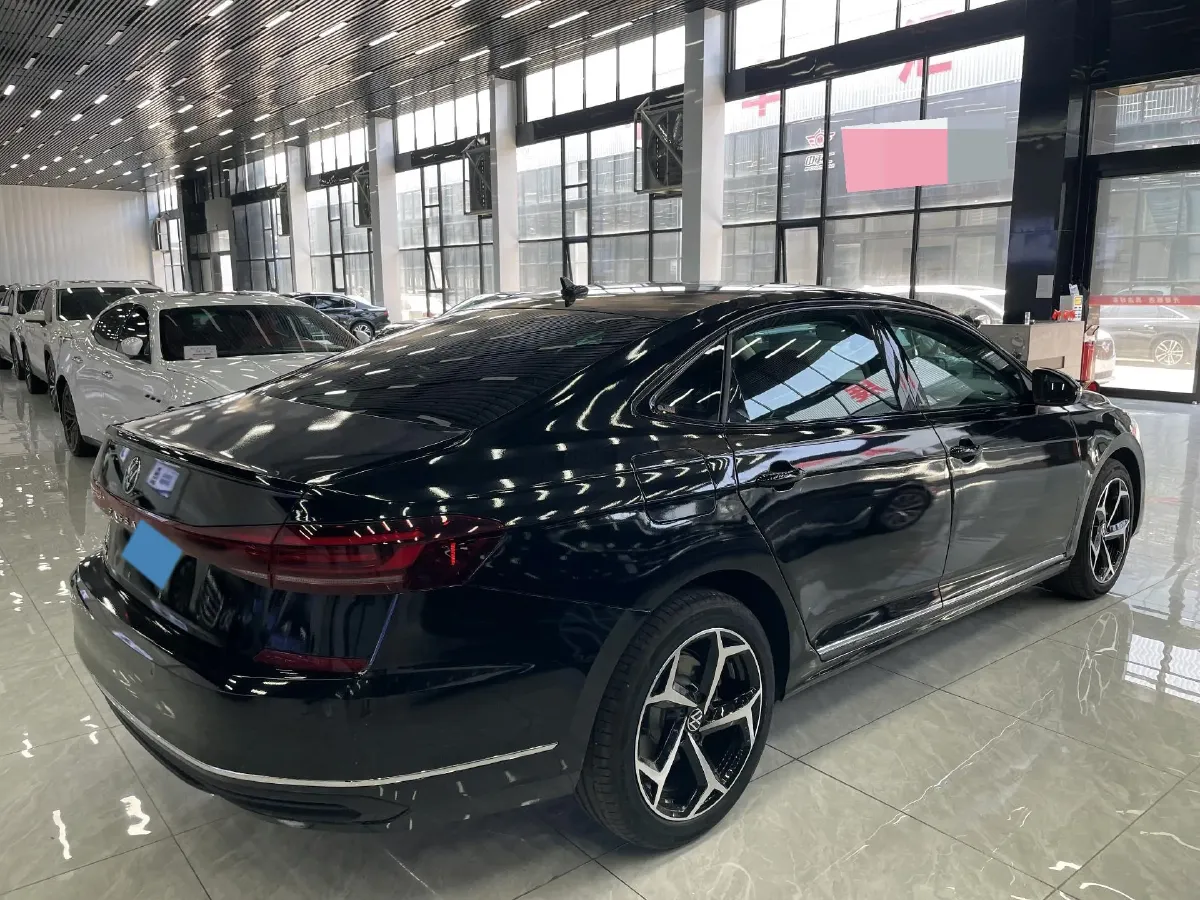 2025 Volkswagen Passat 2.0T 186HP L4 7DCT,autocango,china used car exporter,china ev exporter,chinese used car exporter,chinese used ev exporter
