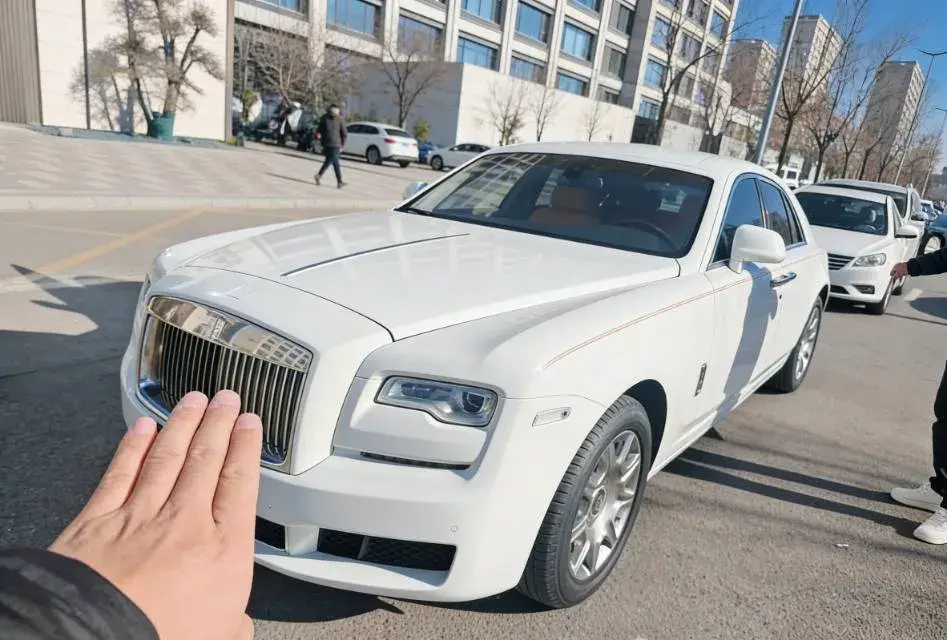 2018 Rolls-Royce Ghost 6.6T 571HP V12 8AT