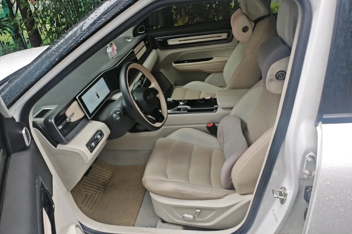 2023 Geely ICON 1.5T 181HP L4 7DCT,autocango,china used car exporter,china ev exporter,chinese used car exporter,chinese used ev exporter