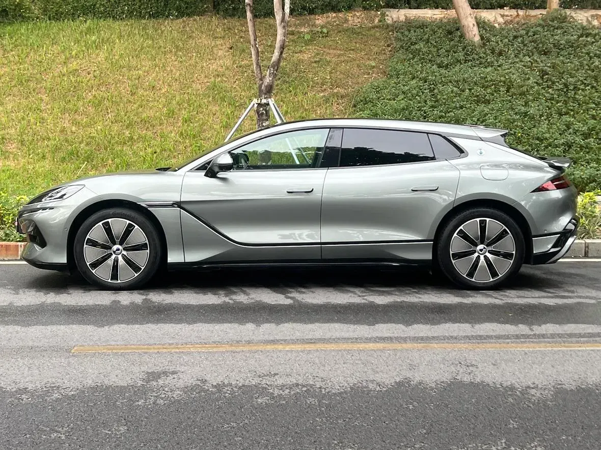 2024 Denza DenzaZ9GT 2.0T 207HP L4 E-CVT PHEV 38.5KWH,autocango,china used car exporter,china ev exporter,chinese used car exporter,chinese used ev exporter