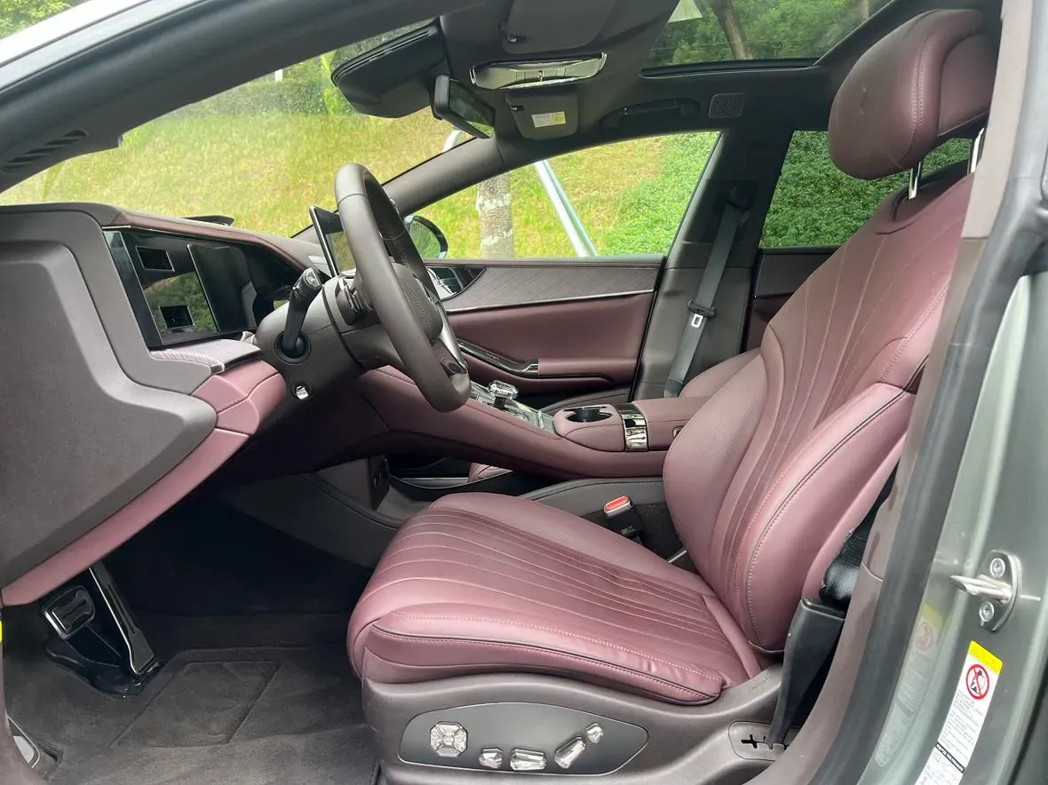 2024 Denza DenzaZ9GT 2.0T 207HP L4 E-CVT PHEV 38.5KWH,autocango,china used car exporter,china ev exporter,chinese used car exporter,chinese used ev exporter