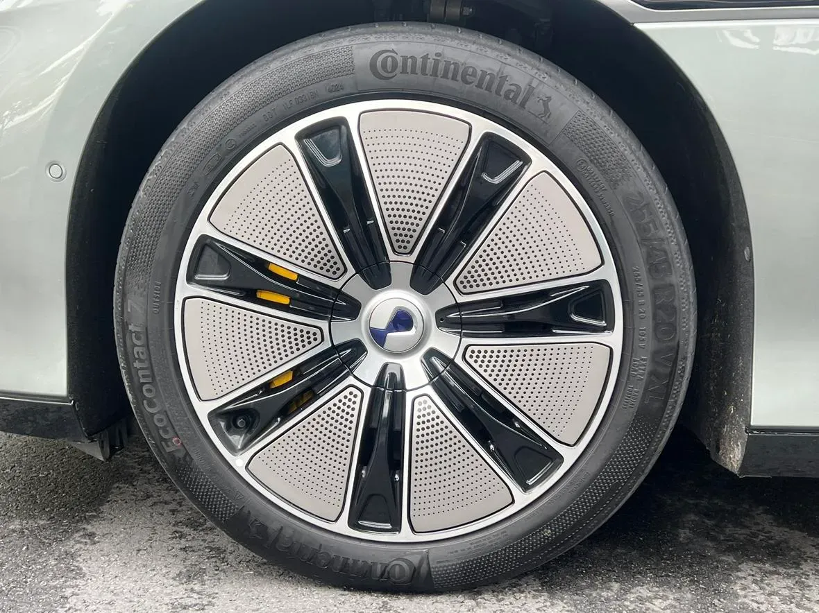 2024 Denza DenzaZ9GT 2.0T 207HP L4 E-CVT PHEV 38.5KWH,autocango,china used car exporter,china ev exporter,chinese used car exporter,chinese used ev exporter