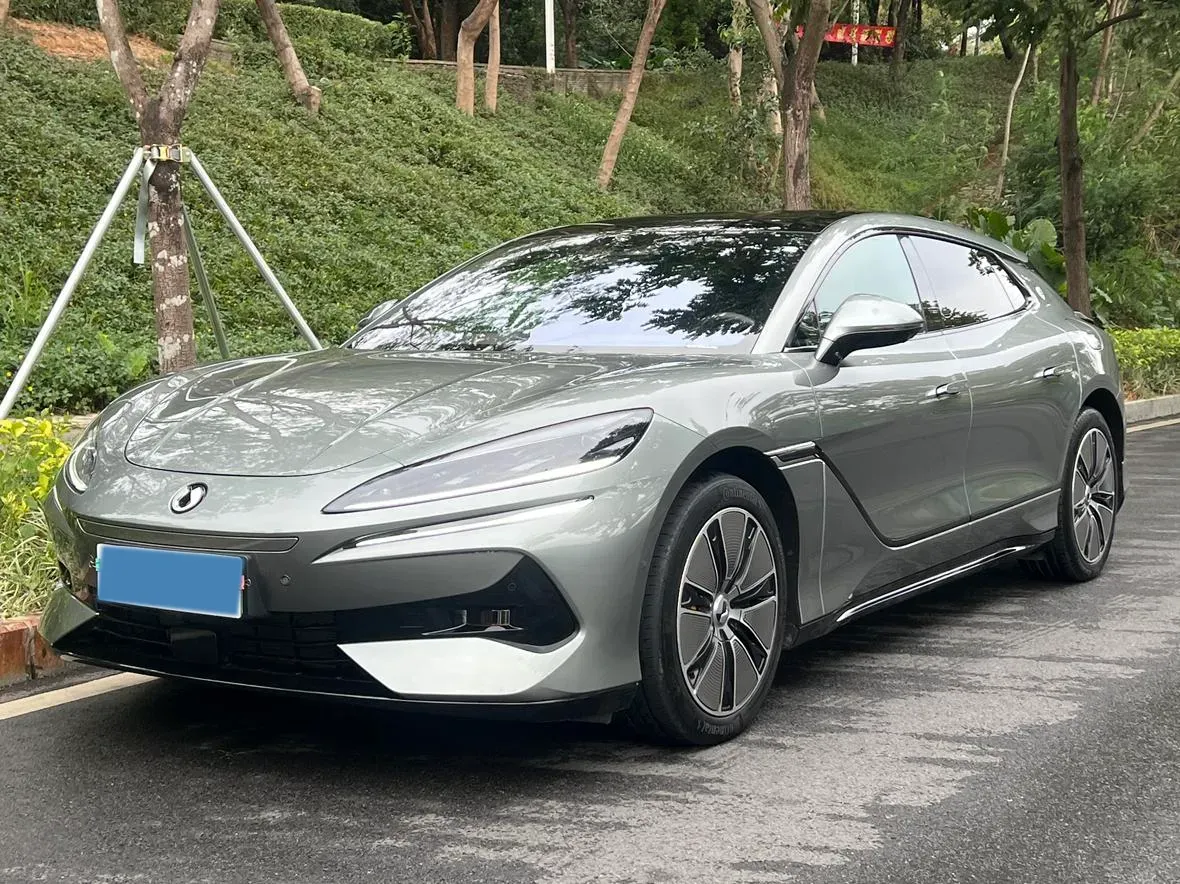 2024 Denza DenzaZ9GT 2.0T 207HP L4 E-CVT PHEV 38.5KWH,autocango,china used car exporter,china ev exporter,chinese used car exporter,chinese used ev exporter