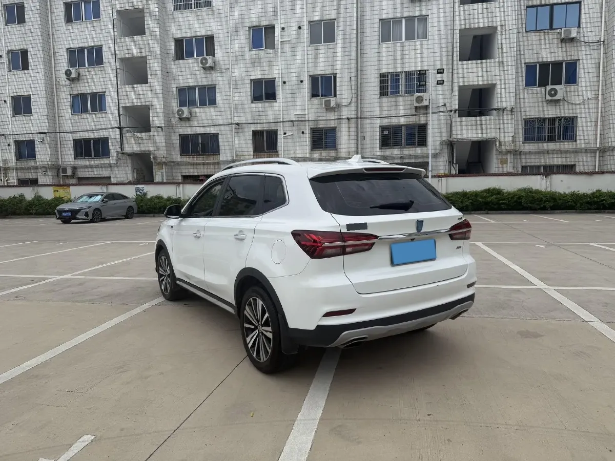 2020 Dongfeng YuFeng P16 2.4T 218HP L4 6MT,autocango,china used car exporter,china ev exporter,chinese used car exporter,chinese used ev exporter