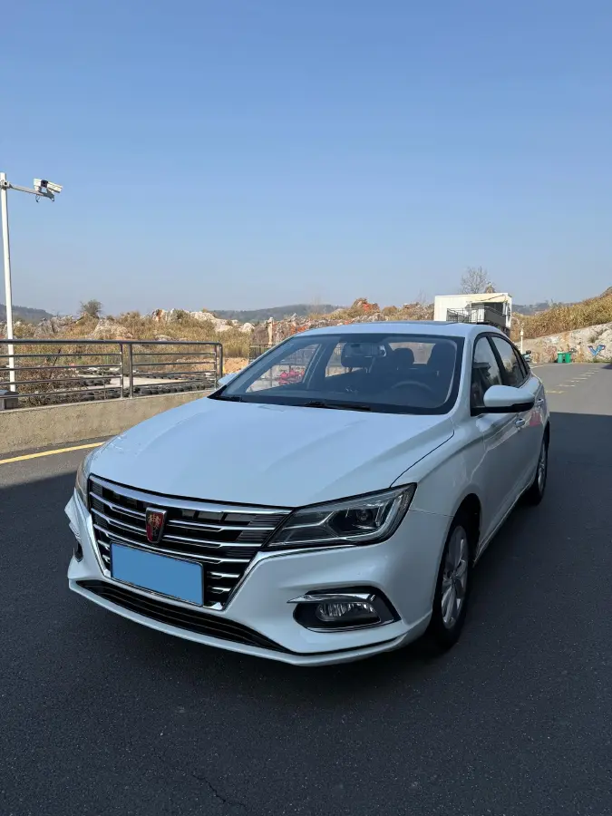 2020 Roewe i5 1.5L 120HP L4 CVT