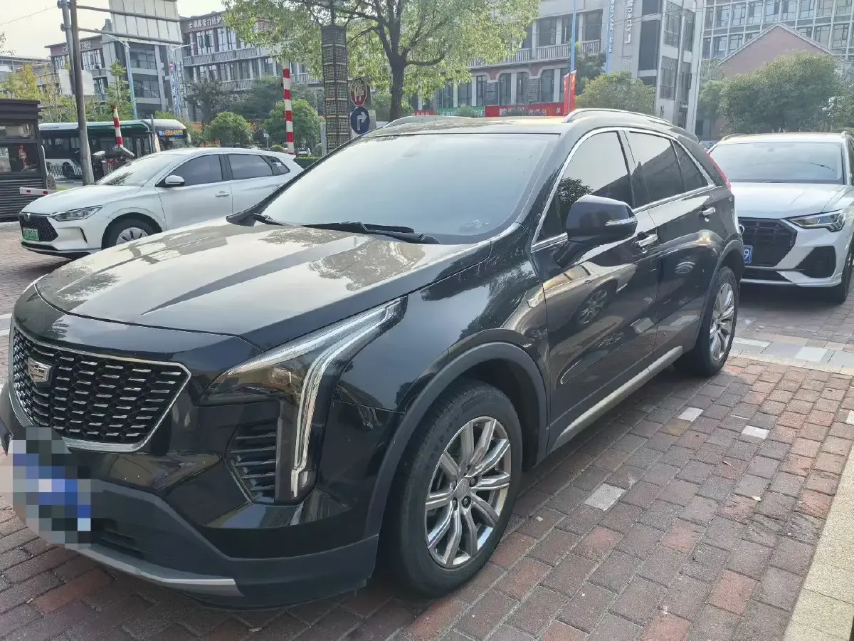 2021 Cadillac XT4 2.0T 237HP L4 9AT