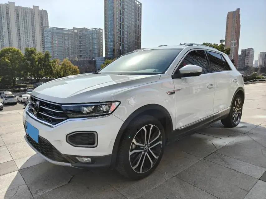 2021 Volkswagen T-Roc 1.4T 150HP L4 7DCT