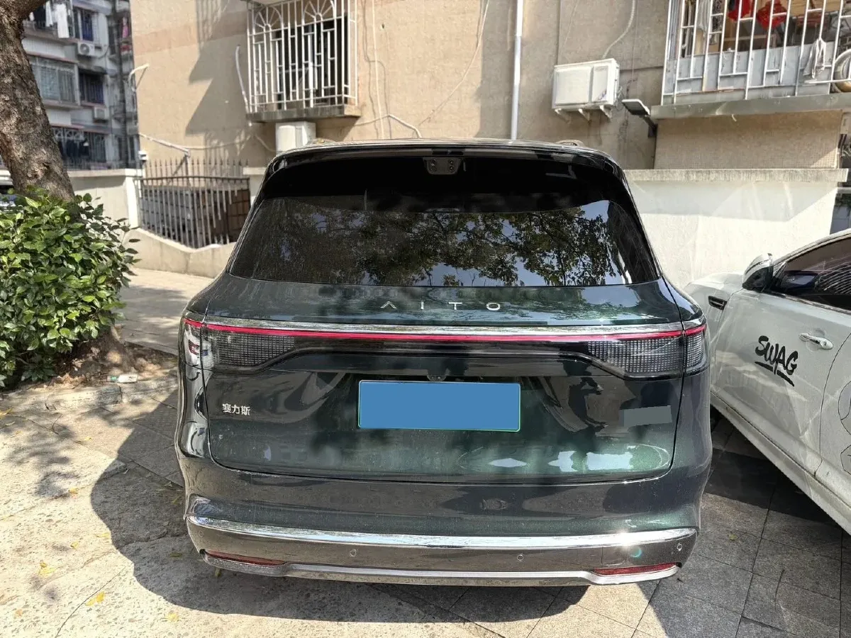 2025 AITO AITO M8 BEV,autocango,china used car exporter,china ev exporter,chinese used car exporter,chinese used ev exporter