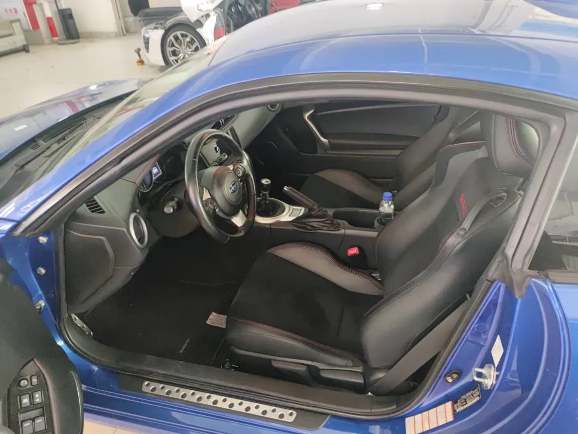 2019 Ford Focus 2.3T 280HP L4 6MT,autocango,china used car exporter,china ev exporter,chinese used car exporter,chinese used ev exporter