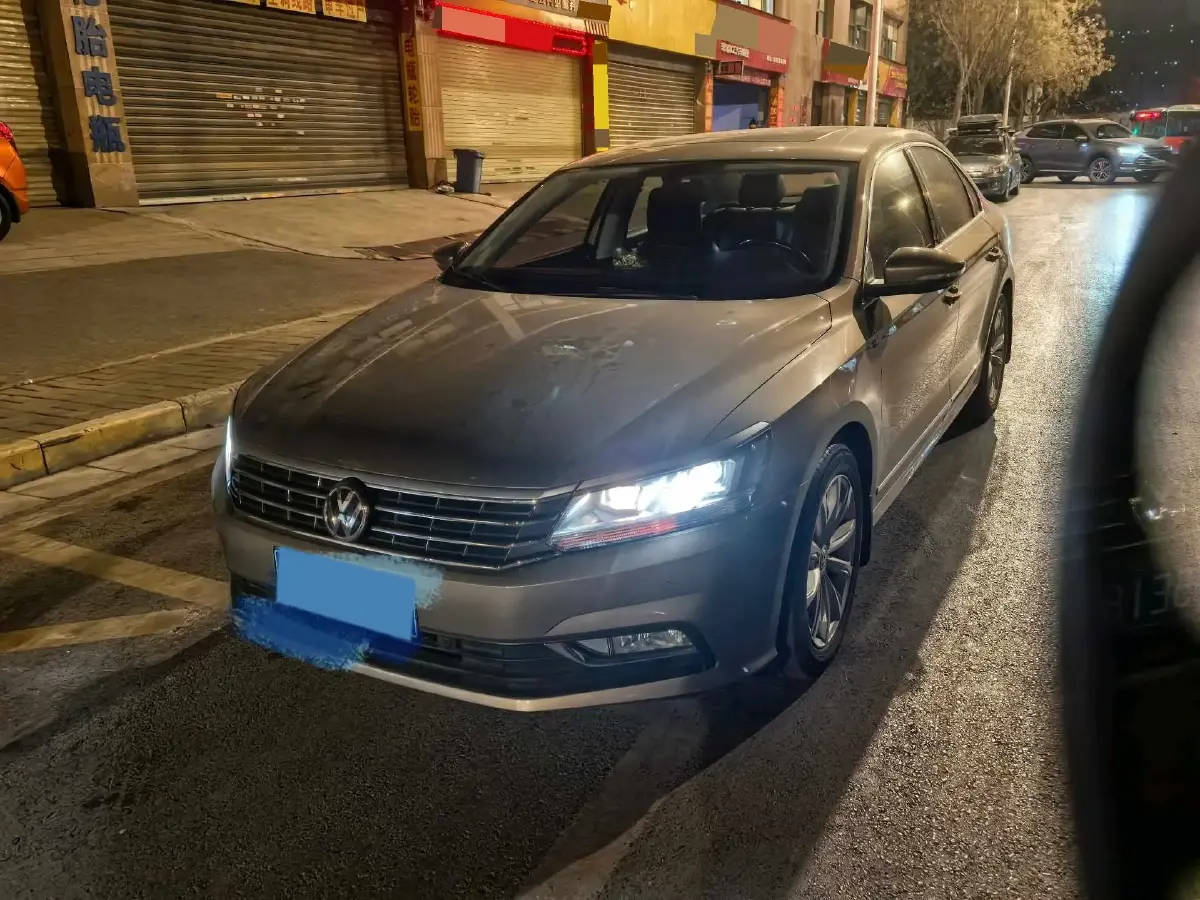 2017 Volkswagen Passat 1.8T 180HP L4 7DCT