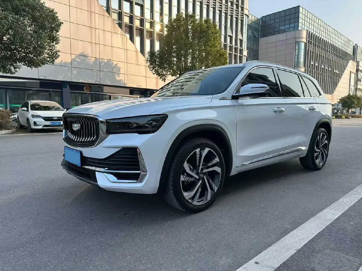 2024 Geely Monjaro 2.0T 238HP L4 8AT