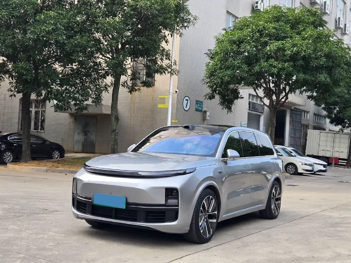 2022 Li L9 Range Extended 154HP REEV 42.6KWH