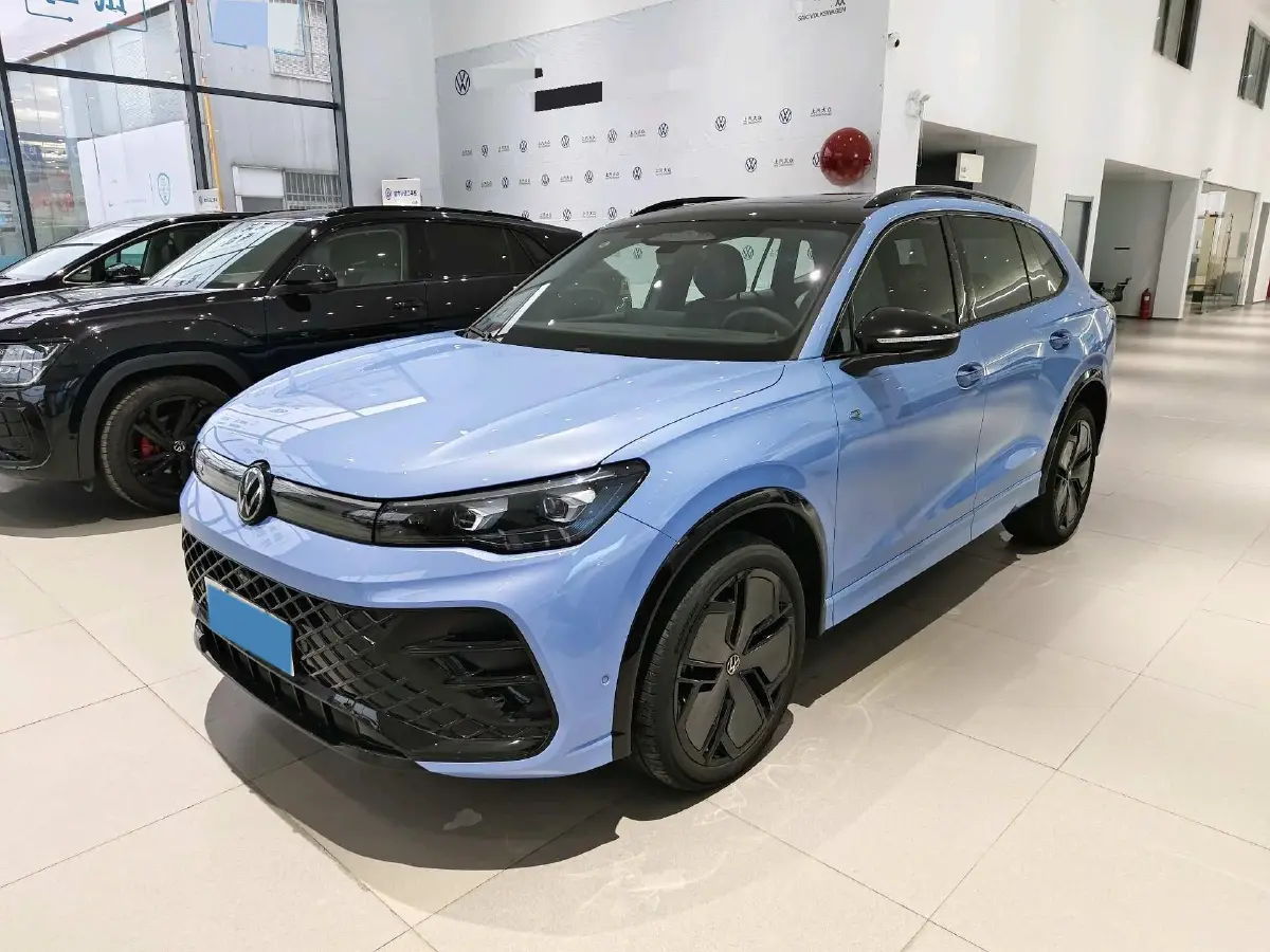 2024 Volkswagen Tiguan L 2.0T 220HP L4 7DCT