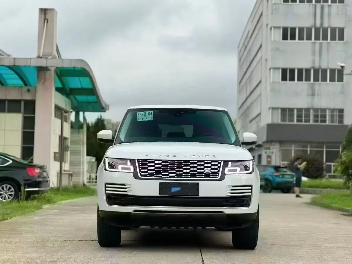 2019 BMW 7 Series 3.0T 340HP L6 8AT,autocango,china used car exporter,china ev exporter,chinese used car exporter,chinese used ev exporter