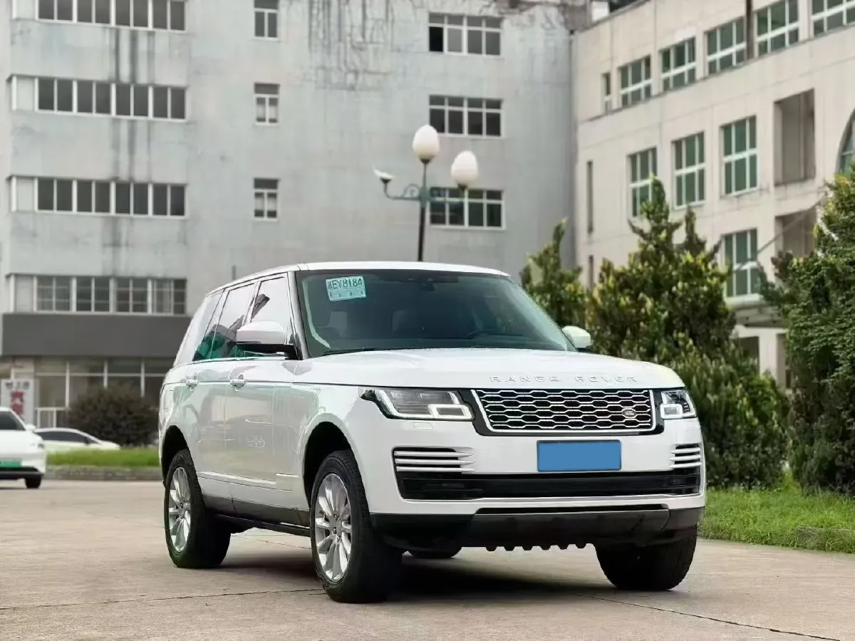 2019 BMW 7 Series 3.0T 340HP L6 8AT,autocango,china used car exporter,china ev exporter,chinese used car exporter,chinese used ev exporter