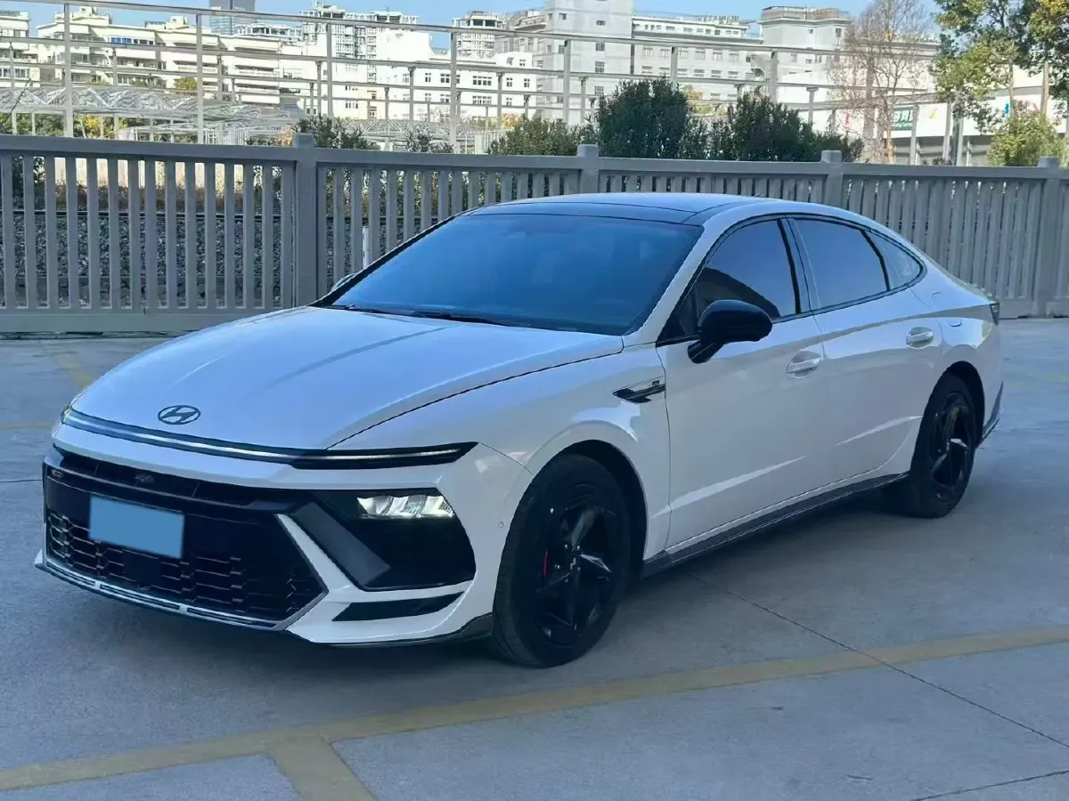2024 Hyundai Sonata 2.0T 250HP L4 8AT,autocango,china used car exporter,china ev exporter,chinese used car exporter,chinese used ev exporter