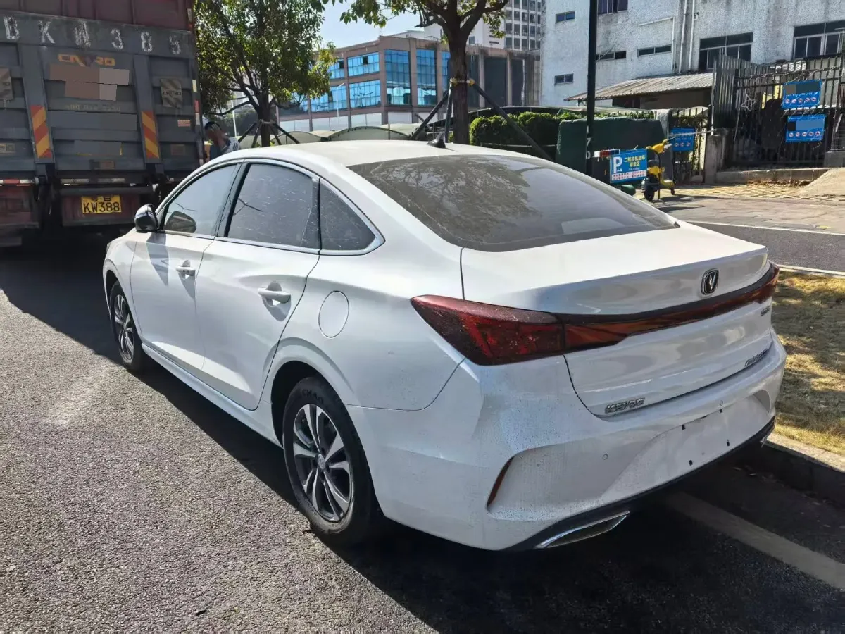 2025 ChangAn Eado 1.4T 160HP L4 7DCT,autocango,china used car exporter,china ev exporter,chinese used car exporter,chinese used ev exporter