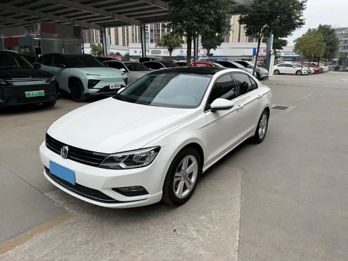 2018 Volkswagen Lamando 1.4T 150HP L4 7DCT