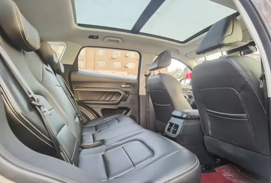 2018 Haval H5 Class 2.0T 190HP L4 6MT,autocango,china used car exporter,china ev exporter,chinese used car exporter,chinese used ev exporter