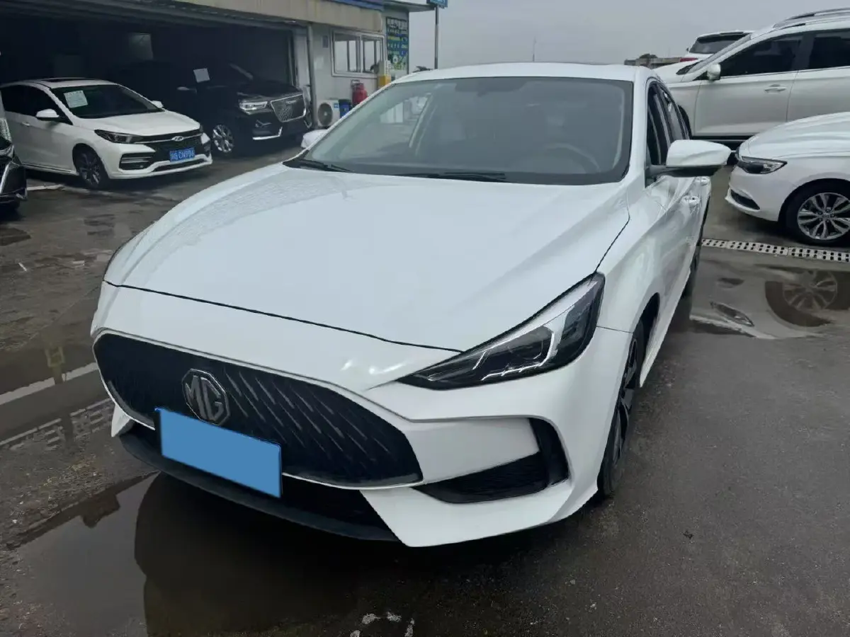 2021 MG 5 1.5L 120HP L4 CVT