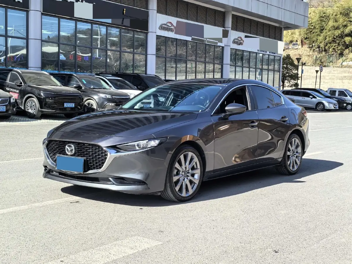 2023 Mazda 3 Axela 2.0L 158HP L4 6AT