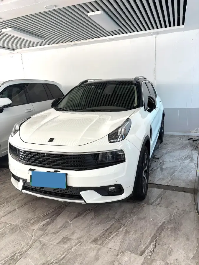 2019 LYNK&CO 01 EM-P 1.5T 180HP L3 7DCT PHEV 9.4KWH