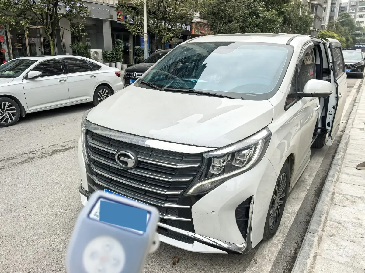 2023 GAC Trumpchi M8 2.0T 252HP L4 8AT,autocango,china used car exporter,china ev exporter,chinese used car exporter,chinese used ev exporter