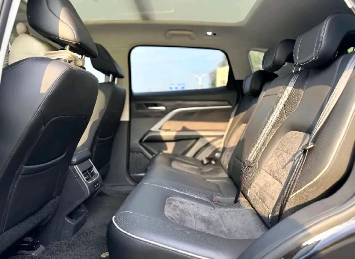 2021 Haval H6 1.5T 150HP L4 7DCT,autocango,china used car exporter,china ev exporter,chinese used car exporter,chinese used ev exporter