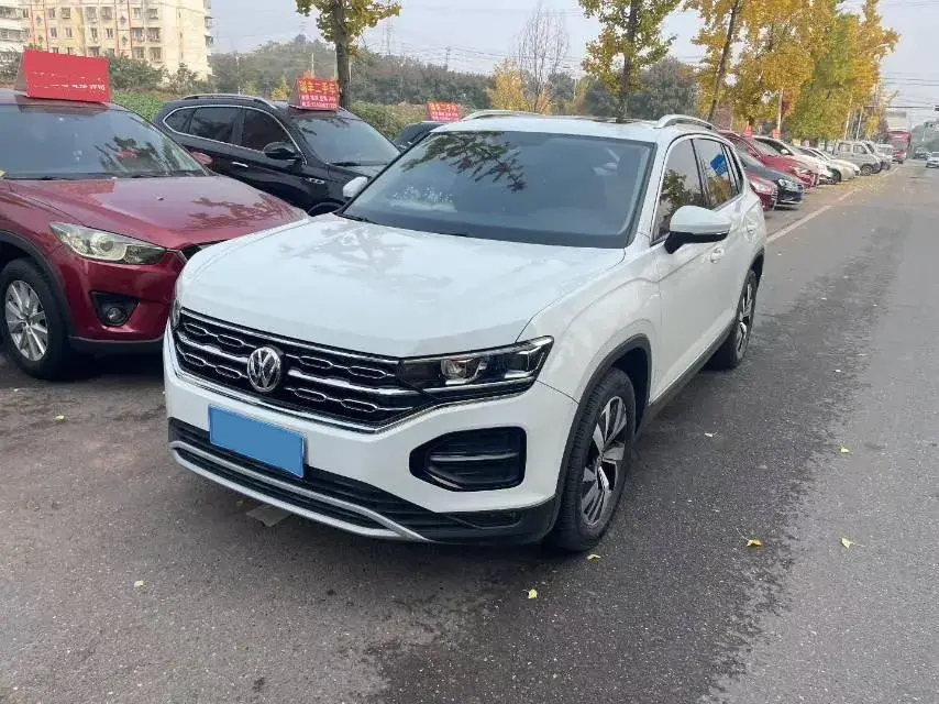 2019 Jeep Cherokee 2.0T 234HP L4 9AT