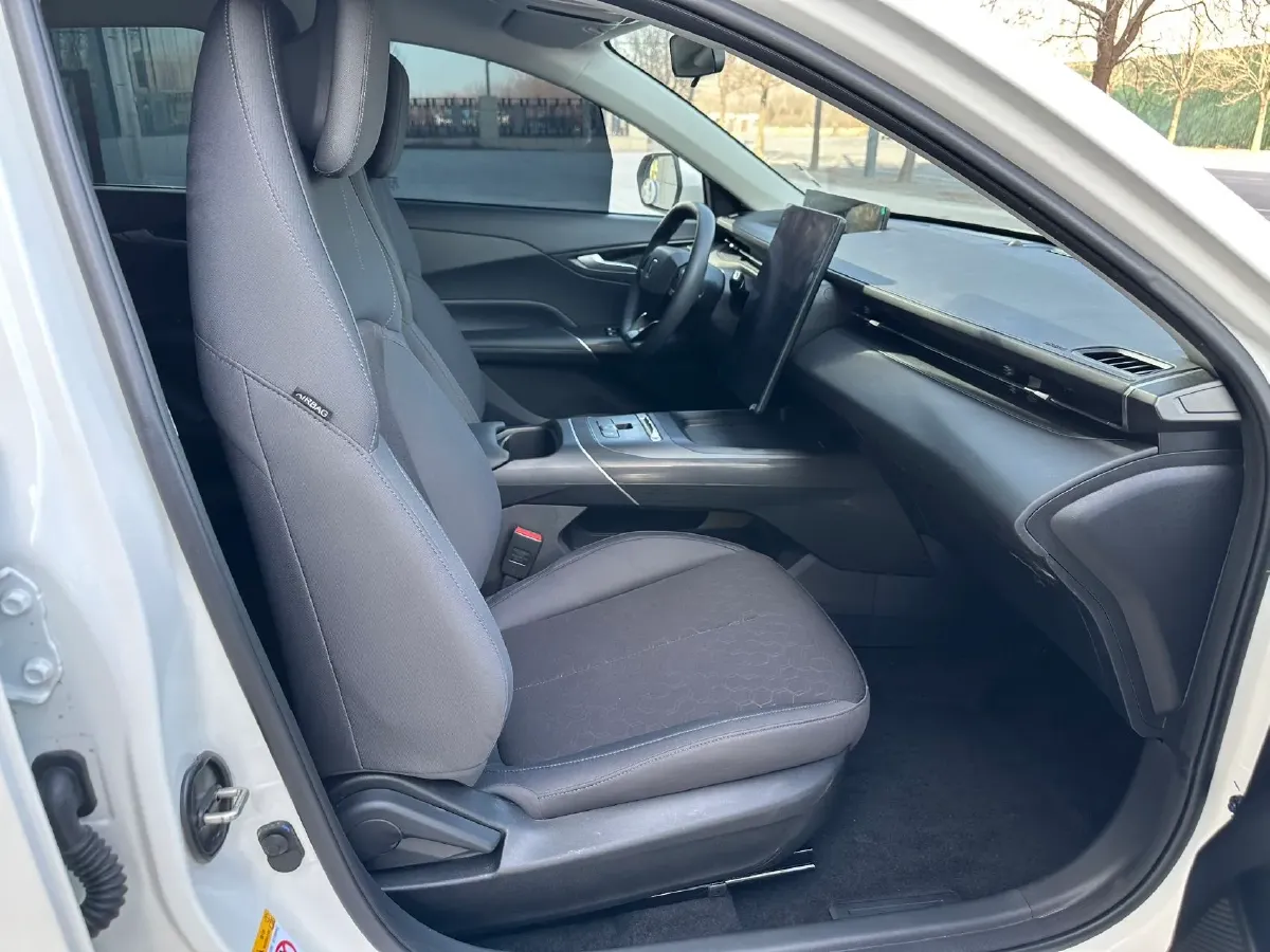 2025 ChangAn EadoPHEV 1.5L 98HP L4 E-CVT PHEV,autocango,china used car exporter,china ev exporter,chinese used car exporter,chinese used ev exporter