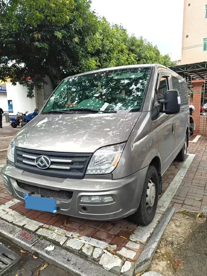 2021 MAXUS XinTu V80 2.0T 139HP L4 6MT