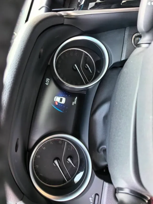 2021 Toyota Camry 2.0L 178HP L4 CVT,autocango,china used car exporter,china ev exporter,chinese used car exporter,chinese used ev exporter