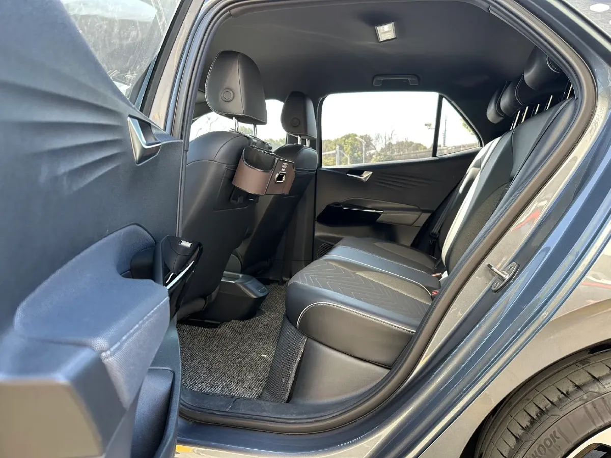 2023 Volkswagen ID.3 BEV 52.8KWH,autocango,china used car exporter,china ev exporter,chinese used car exporter,chinese used ev exporter