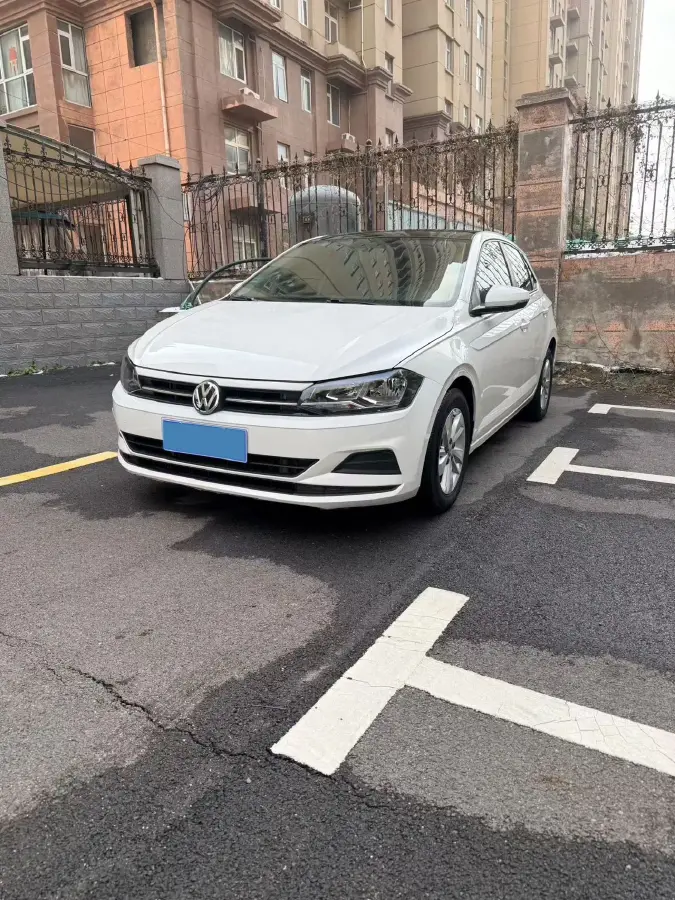 2019 Volkswagen Polo 1.5L 113HP L4 6AT