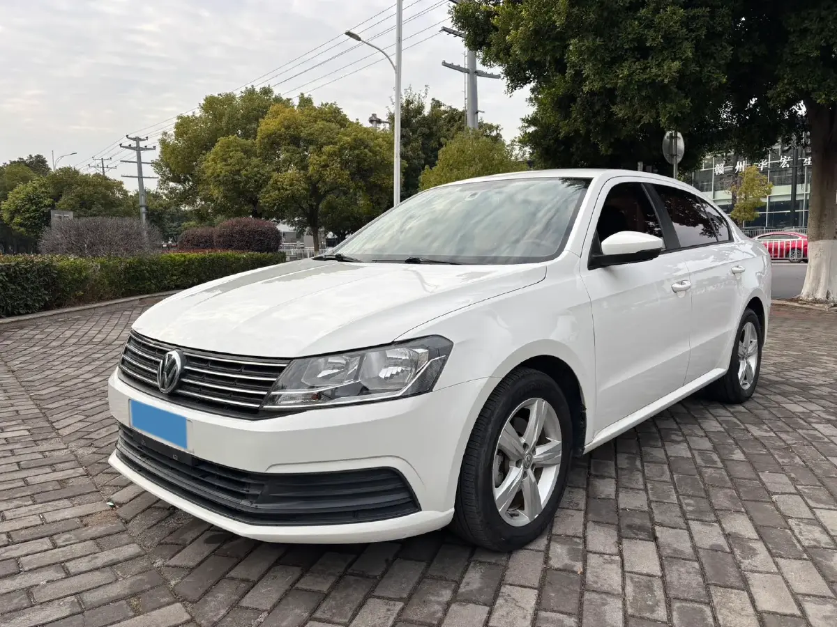 2017 Volkswagen Lavida 1.6L 110HP L4 6AT