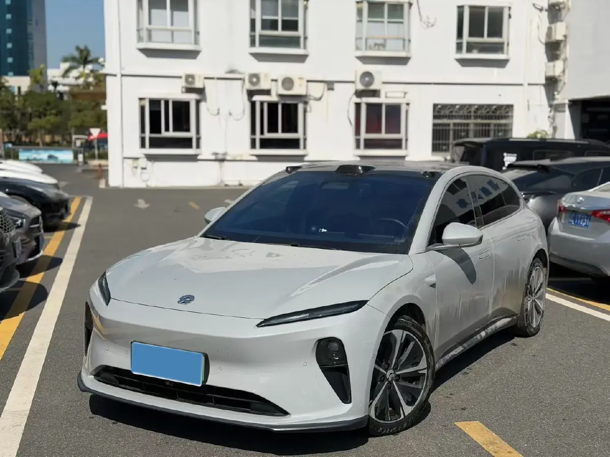 2024 NIO ET5T BEV 75KWH