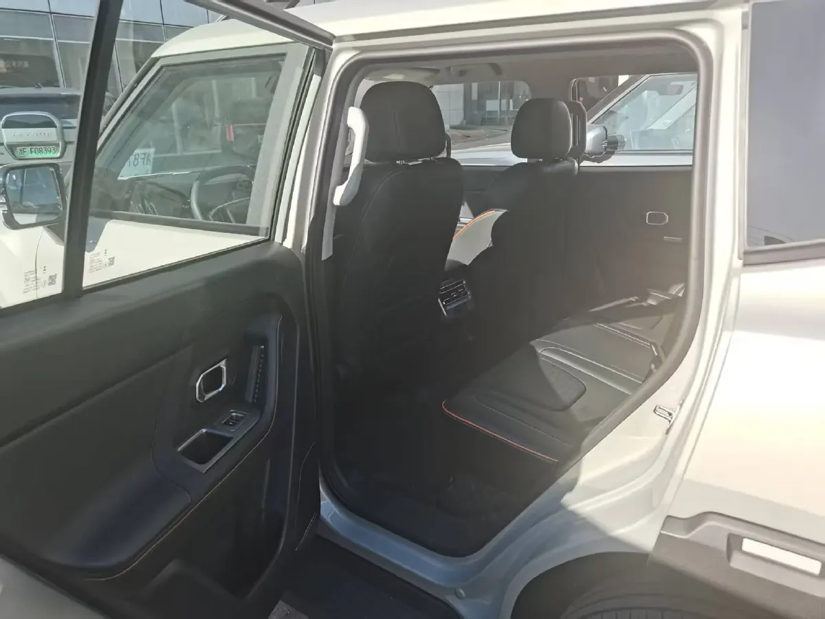 2025 Jetour ShanHai T1 1.5T 156HP L4 1DHT PHEV,autocango,china used car exporter,china ev exporter,chinese used car exporter,chinese used ev exporter