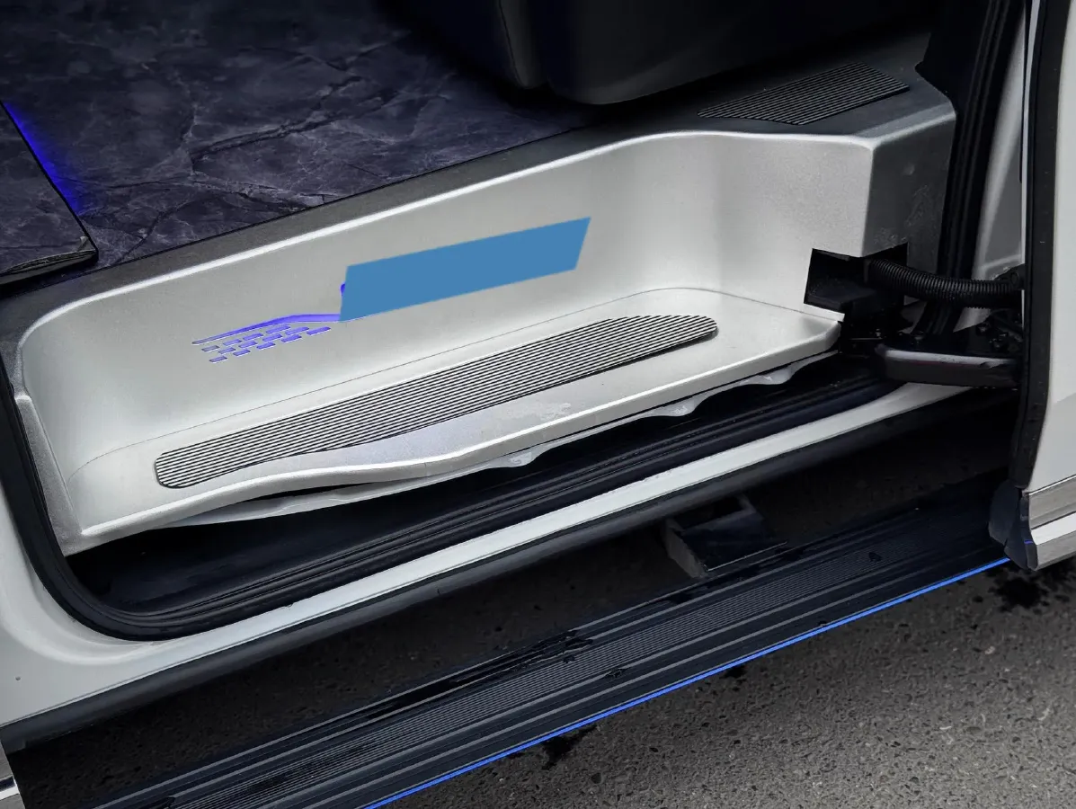 2024 GAC Trumpchi M8 2.0T 252HP L4 8AT,autocango,china used car exporter,china ev exporter,chinese used car exporter,chinese used ev exporter