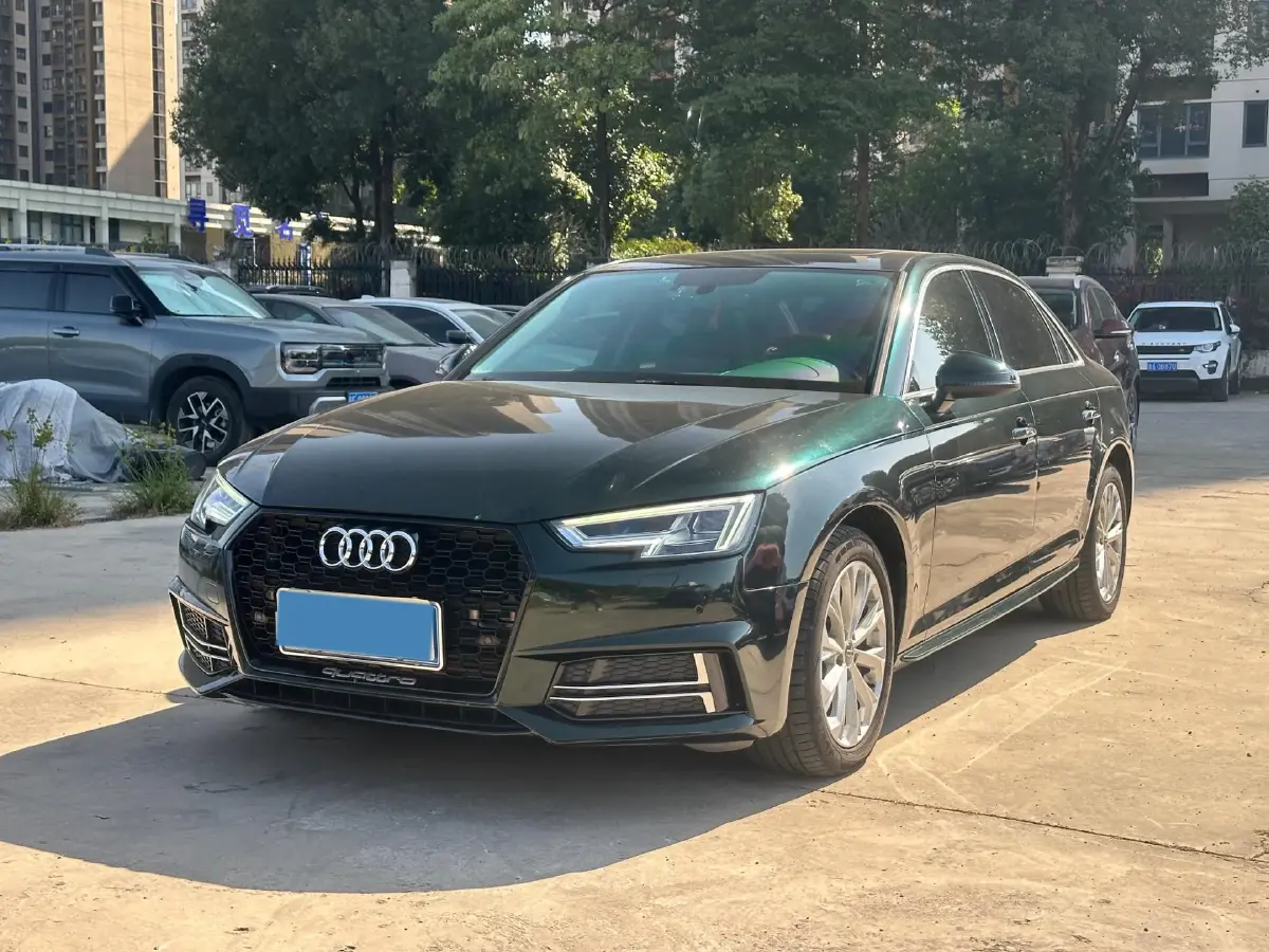 2019 Audi A4L 2.0T 190HP L4 7DCT