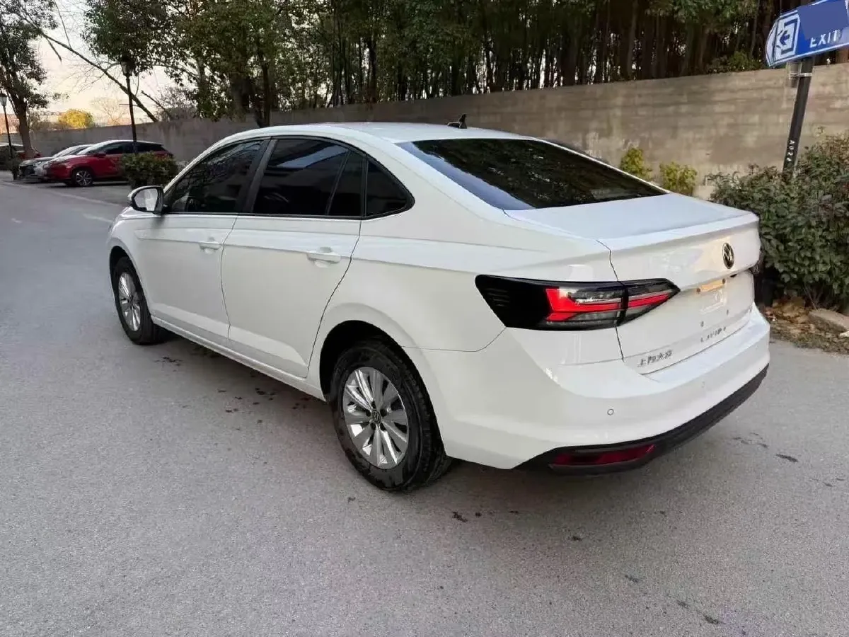 2023 Mazda 3 Axela 1.5L 117HP L4 6AT,autocango,china used car exporter,china ev exporter,chinese used car exporter,chinese used ev exporter